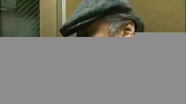 रेडहेड समलैंगिकों के लिए फॉलिंग