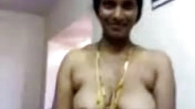 छात्र चंचल उंगलियों के साथ प्यार करता था
