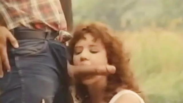 रूसी लड़की कमबख्त से पहले मुलतो का दौरा किया