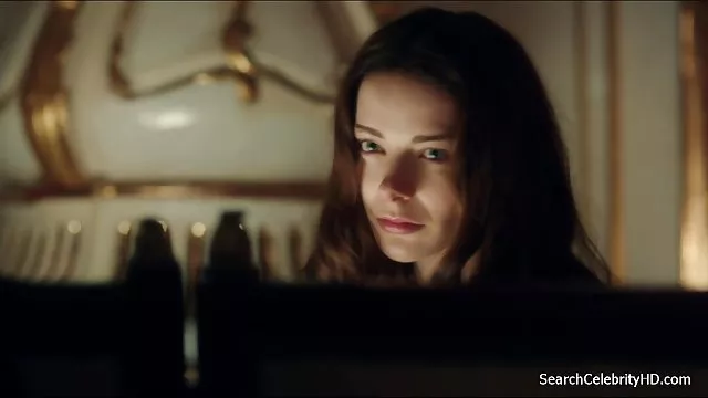 चाय के बजाय रसोई में एक गहरा blowjob किया
