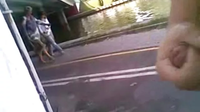 कास्टिंग मॉडल में मीठा नहीं था, अपना शरीर दिखाया और एक बड़ा मुर्गा अपने मुंह में ले लिया