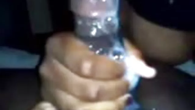 नस्तास्या की उम्र 19 साल है। कैमरे पर पहला संभोग