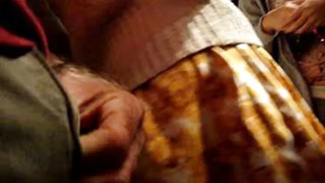 रेडहेड गुदा में बड़ा मुर्गा मिलता है